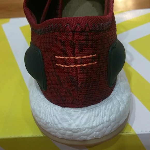 *SOLD* Adidas PureBOOST Trainers in Burgundy - Picture 3 of 8