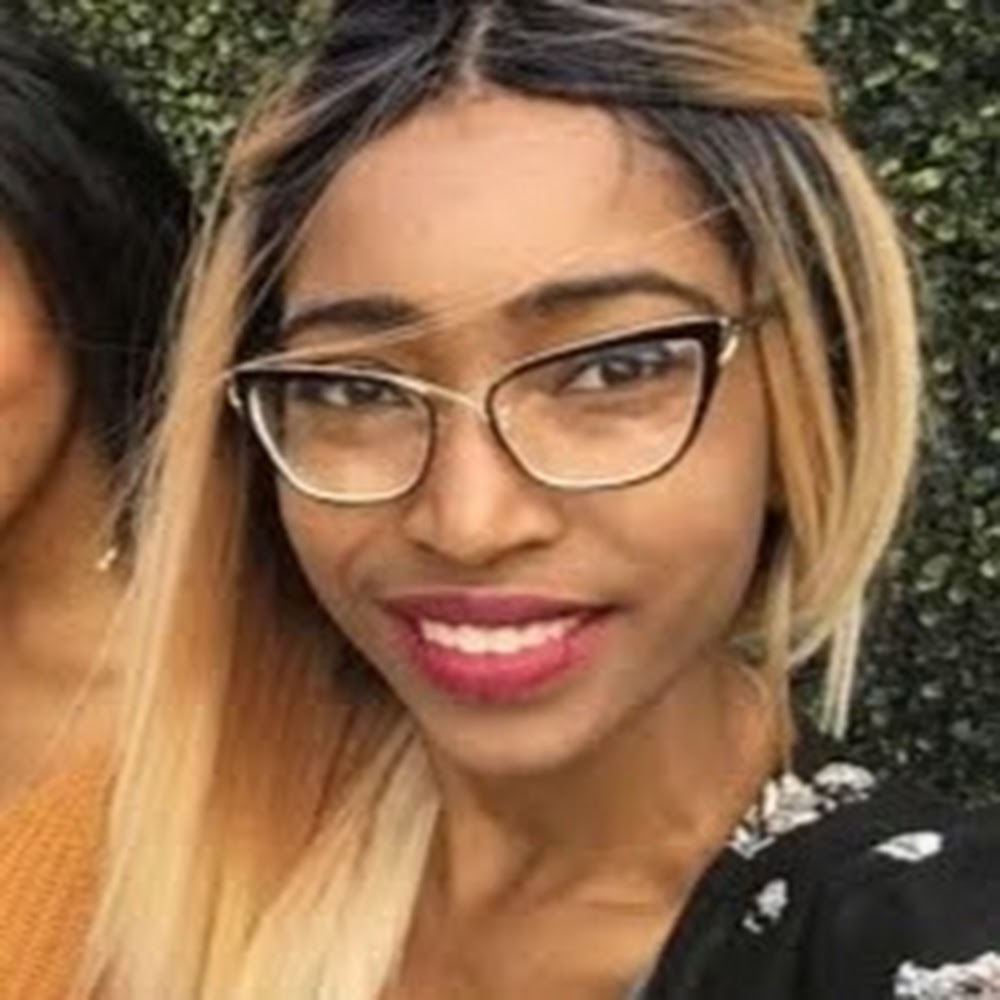 Meet your Posher, Caitlyn