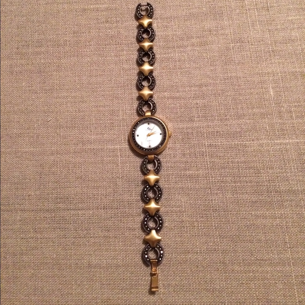 Quartz Women's Watch