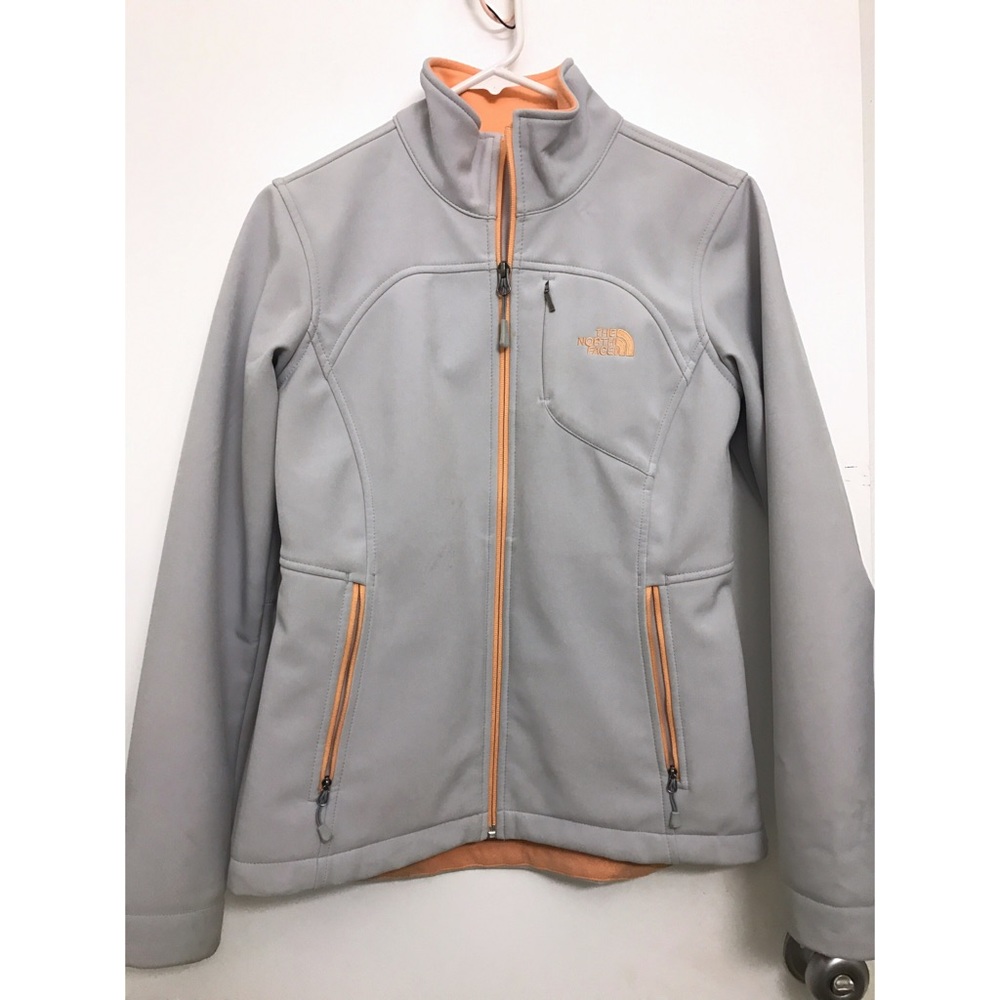 Northface Women's Jacket, Small. - image 2