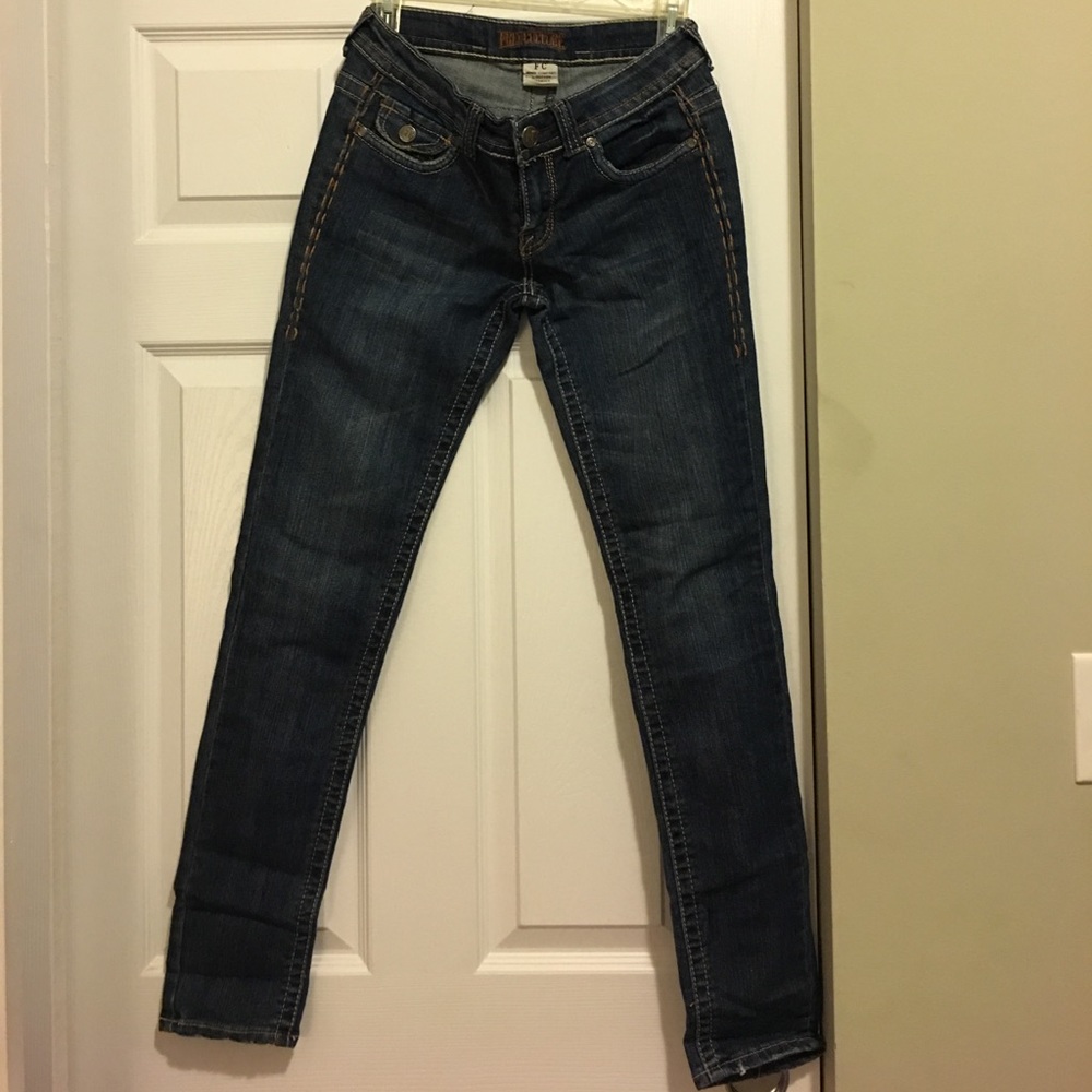 Huge price ✂️✂️✂️👍Sale 🔥🔥must have 👖 Jeans