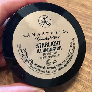 Anastasia Beverly Hills Starlight Illuminator
