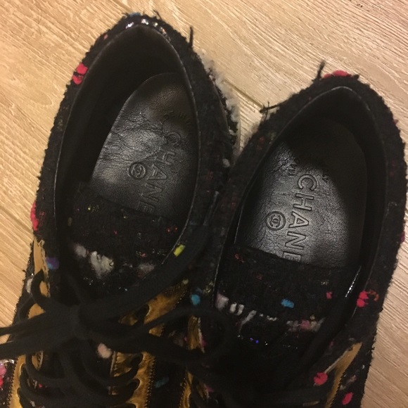 CHANEL TWEED COLORFUL SNEAKERS - Picture 2 of 3