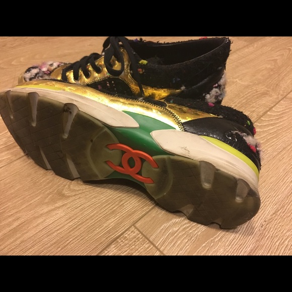 CHANEL TWEED COLORFUL SNEAKERS - Picture 3 of 3