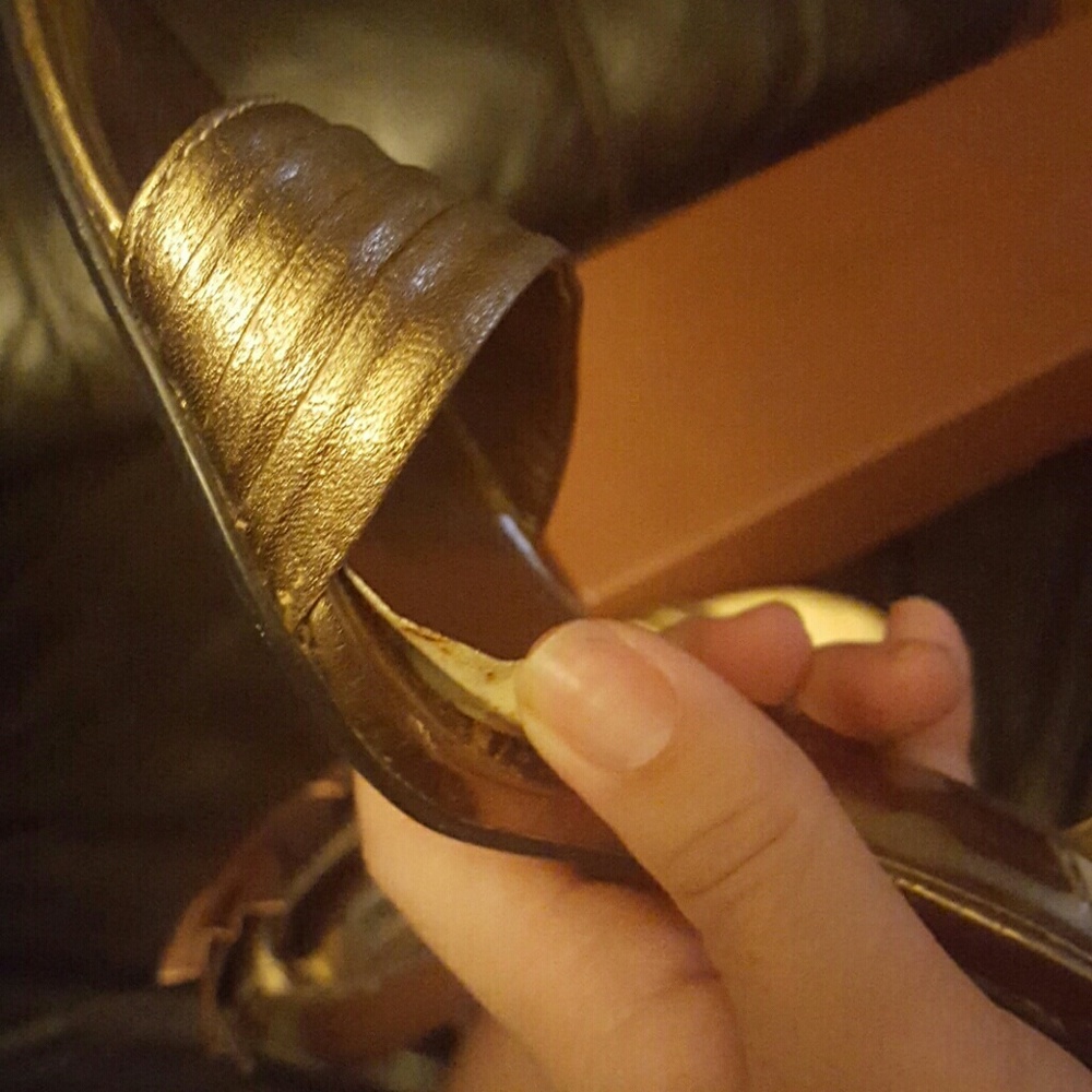 Heels - Picture 4 of 4