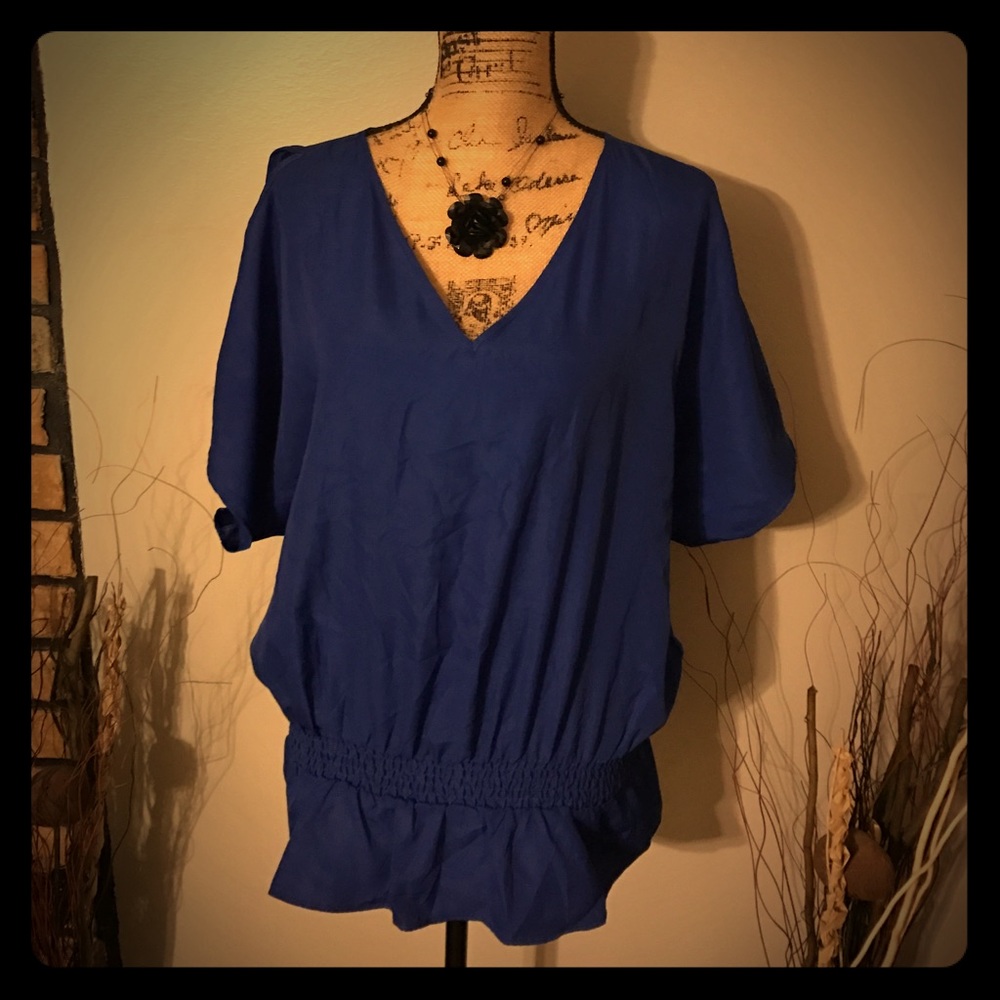 Shirt with open sleeves!