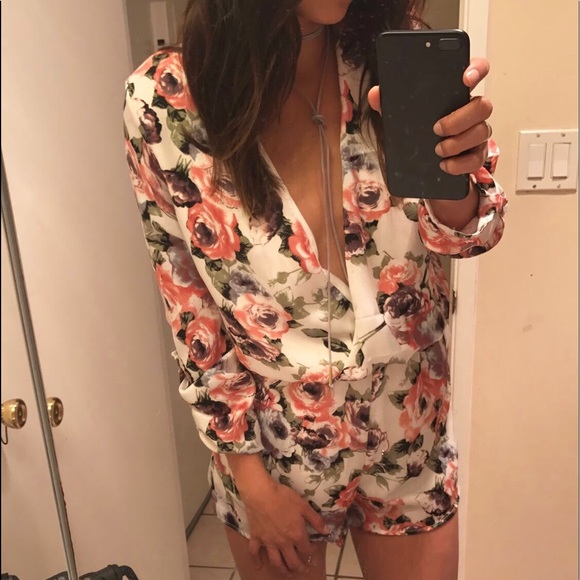 LAST • size • S - Picture 3 of 4