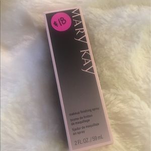 Mary Kay Finishing Spray