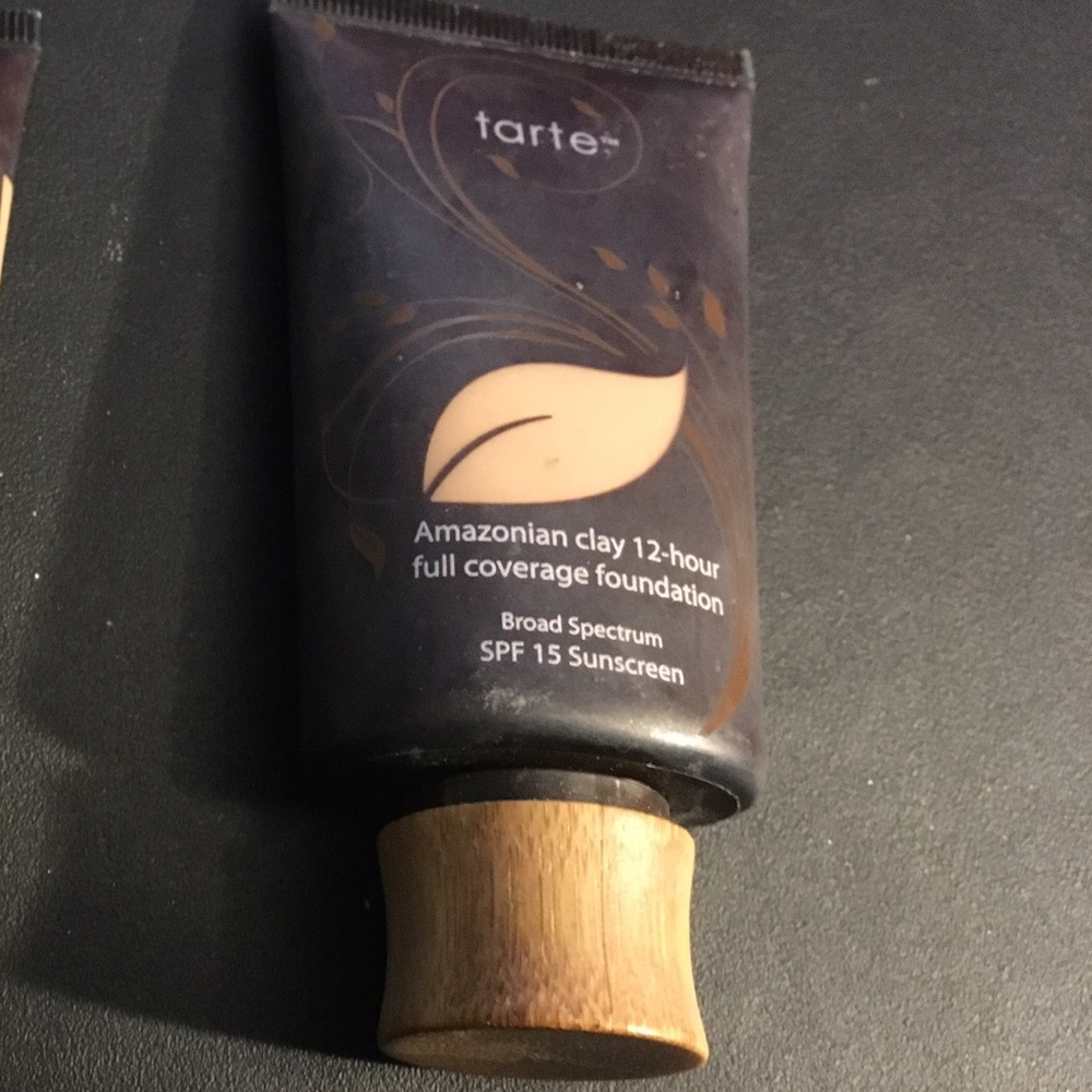 Tarte Amazonian Clay Foundation in Medium