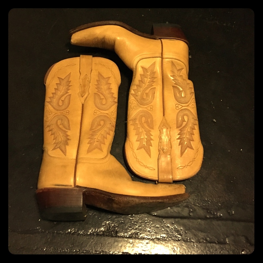 lucchese mustard color womens boots
