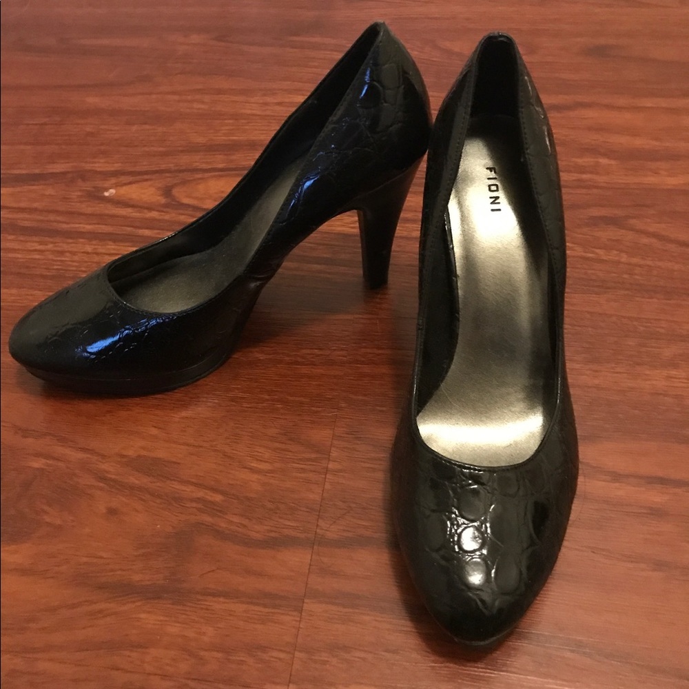 Black heals