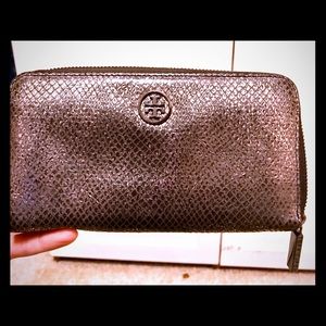 Tory Burch Silver Wallet
