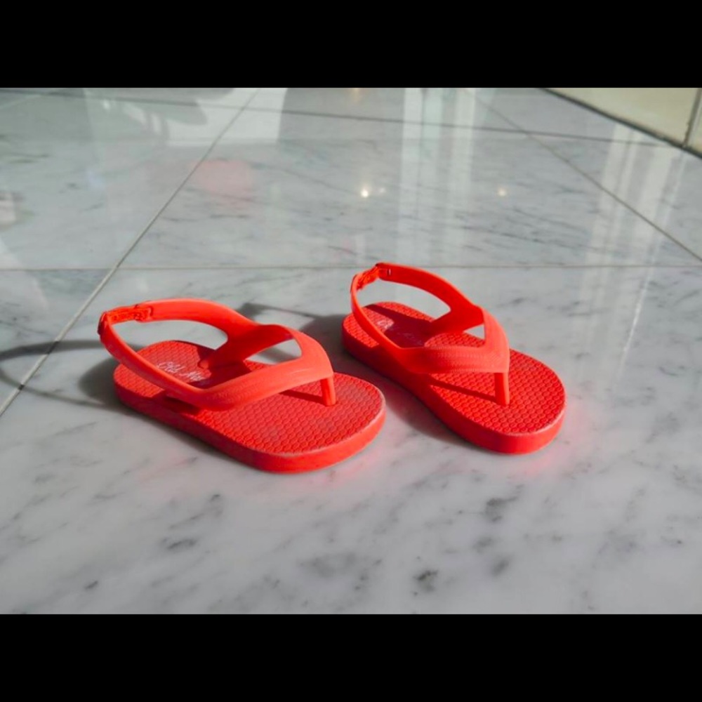 Kids Coral Old Navy Sandals