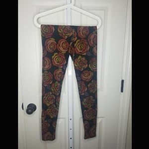 LuLaRoe one size rose leggings