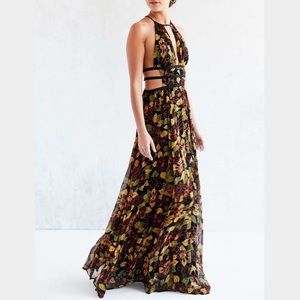 🆕UO Open Back Maxi Dress