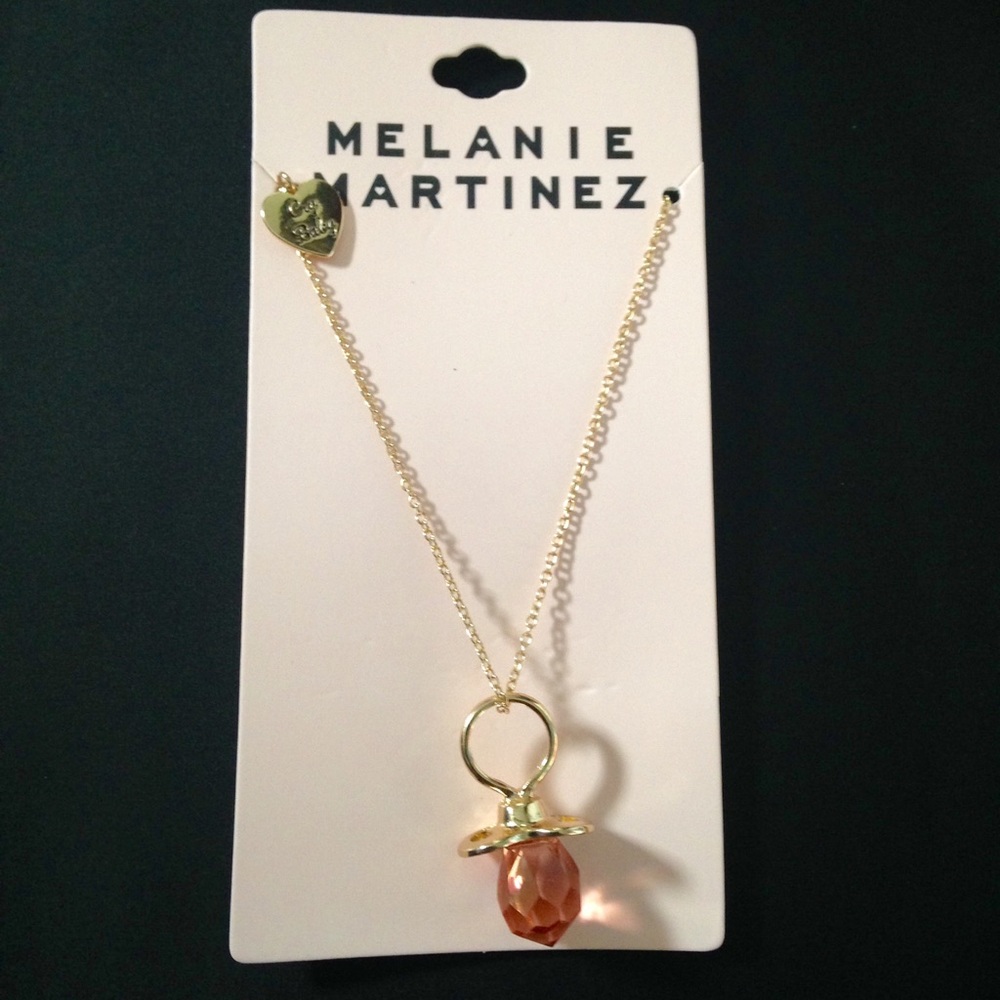 ✨FINAL✨Melanie Martinez Crybaby Necklace