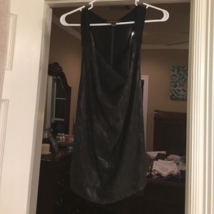 Rock & republic Black tank top w glimmer snakeskin