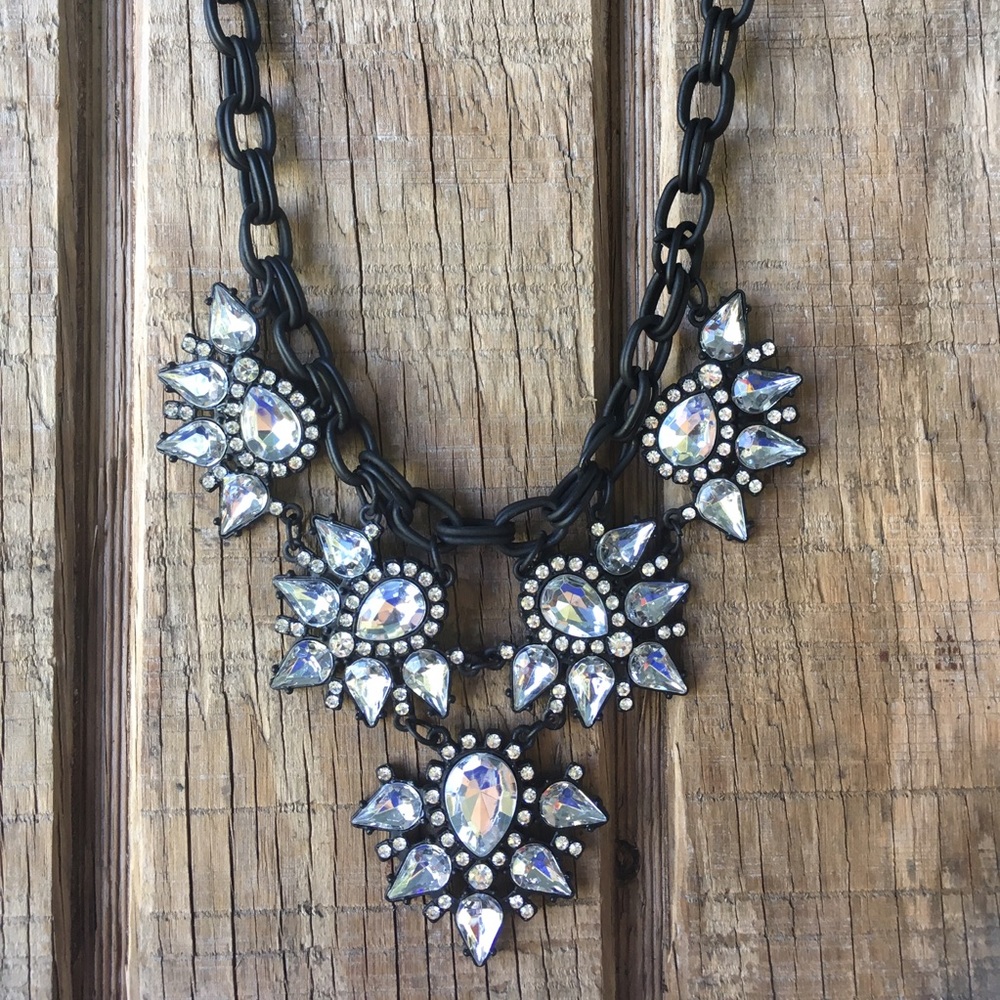 Statement necklace