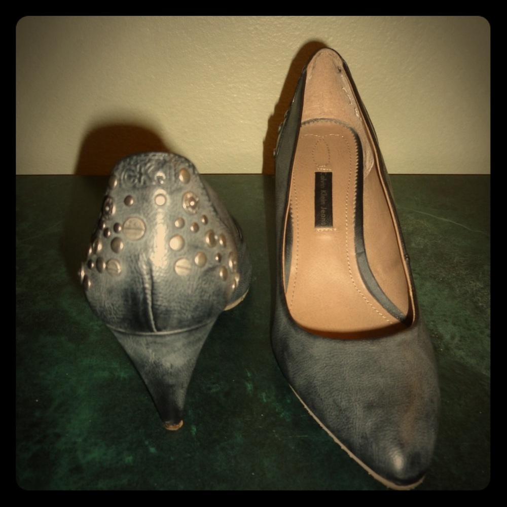 EVERYTHING MUST GO! SUPER CLEARANCE