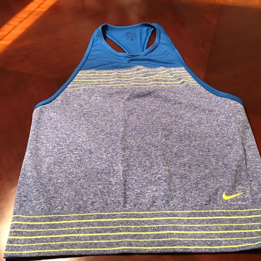Nike tank
