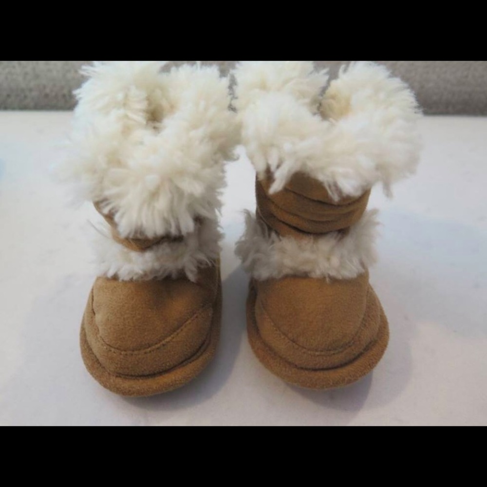 Size 0-3 mo Baby Gap Boots