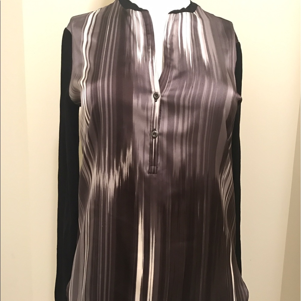 TAHARI beautiful top