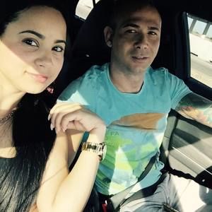 Meet your Posher, Lazaro