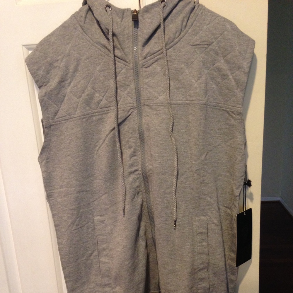 Rebel half sleeve hoody