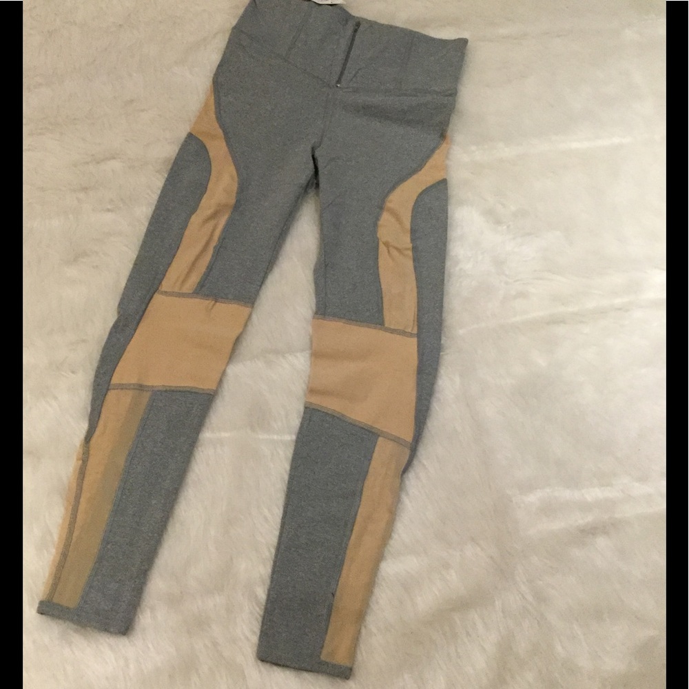 ❗️GONE 7/2❗️Free People Cool Rider FrontZipLegging - Picture 5 of 7