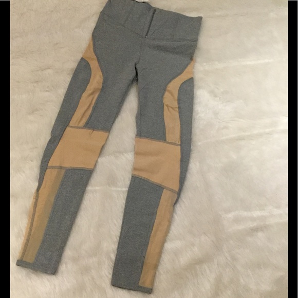 ❗️GONE 7/2❗️Free People Cool Rider FrontZipLegging - Picture 5 of 7