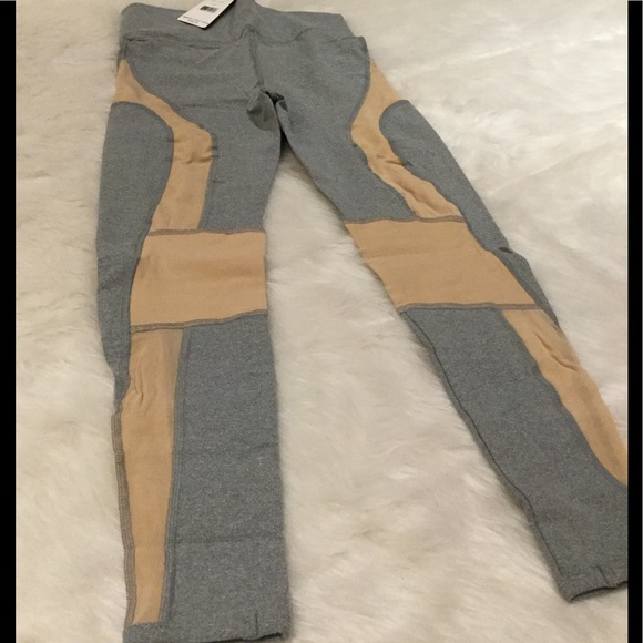 ❗️GONE 7/2❗️Free People Cool Rider FrontZipLegging - Picture 7 of 7