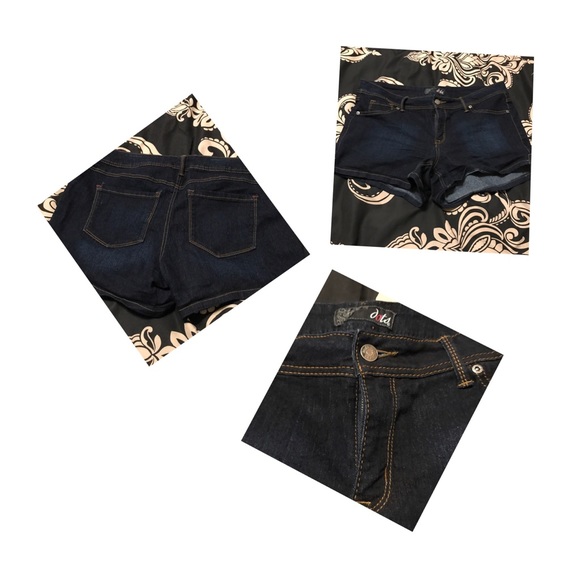 🌻 Dots Denim Jean Shorts - Picture 3 of 4