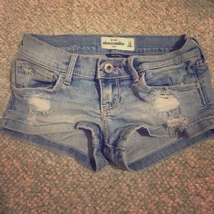 Abercrombie girl jean shorts