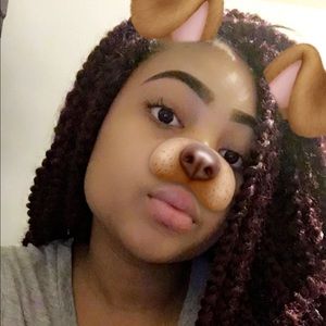 Meet your Posher, Rebecca