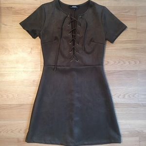 Lulus suede lace up dress💗