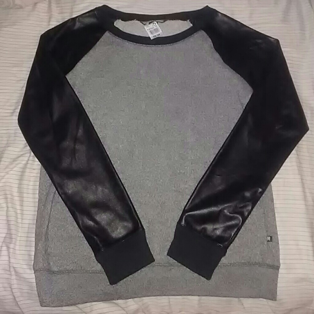 Victora Secret sweatshirt