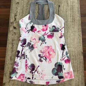 Lululemon tank