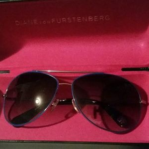 DVF Avaitor Sunglasses