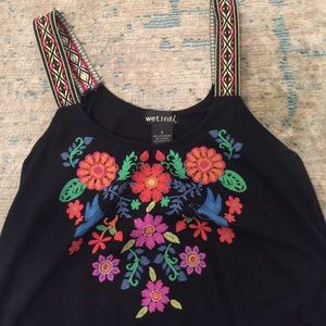 Floral flowy shirt