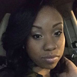 Meet your Posher, Celia