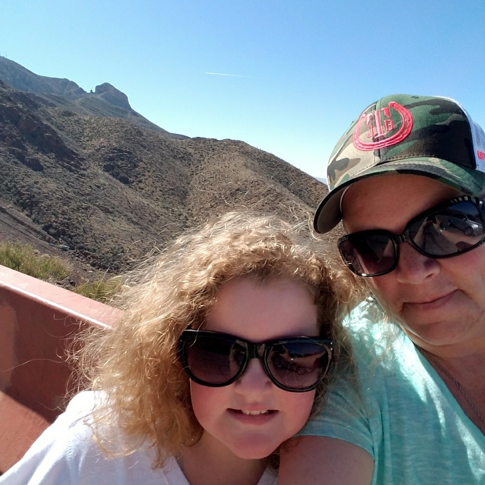 Meet your Posher, Bobbie