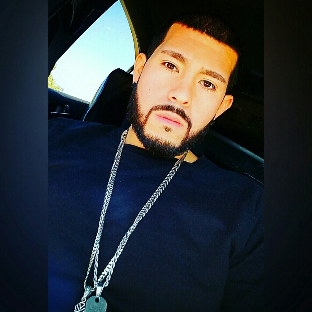 Meet your Posher, Joshua