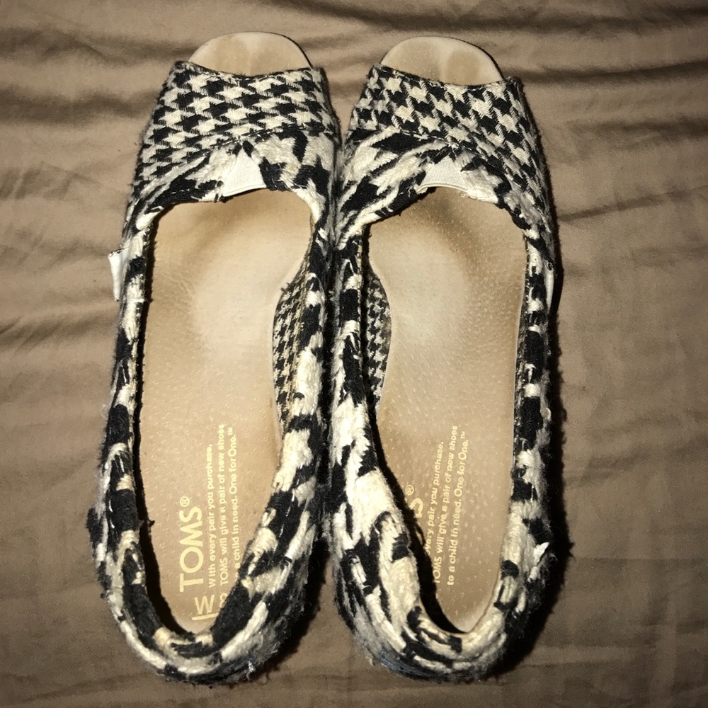 Toms Wedges