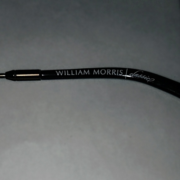 William Morris _ Made in England_ Classic Leon_