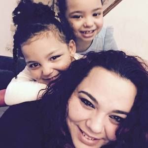 Meet your Posher, Sheina