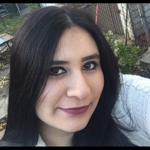 Meet your Posher, Jacqueline