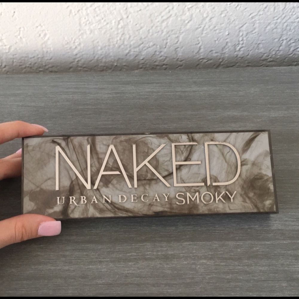 Urban Decay Naked Smokey