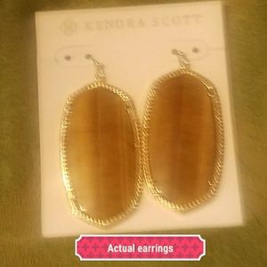 Kendra Scott Tiger Eye earrings