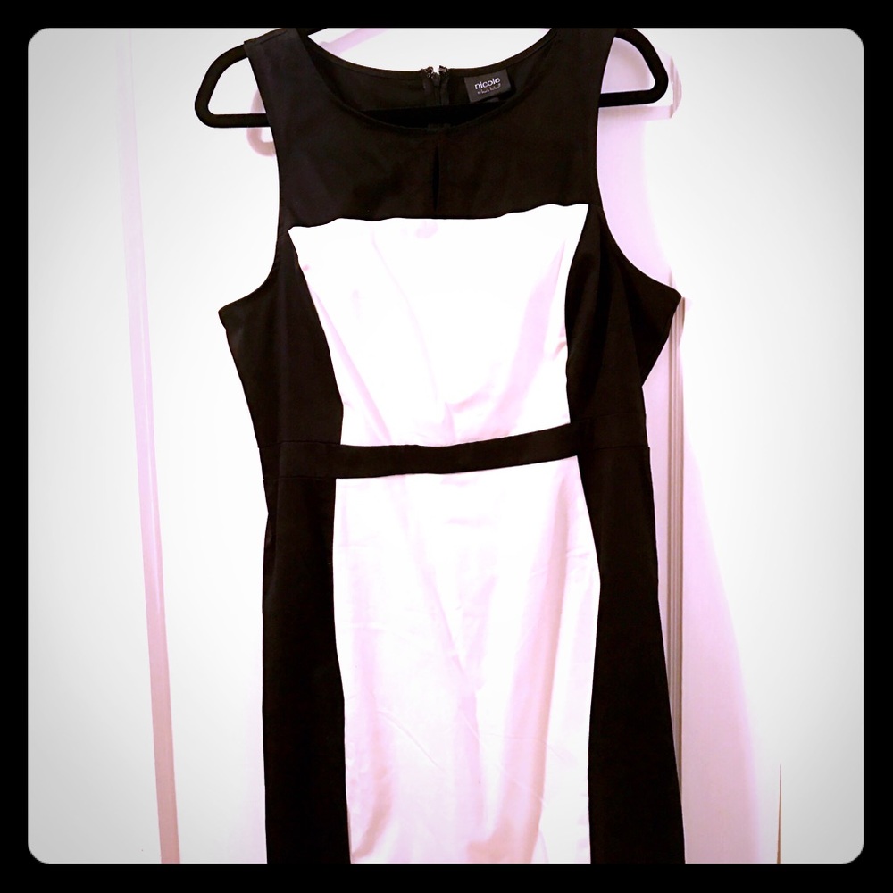 New black and white dress, size 16