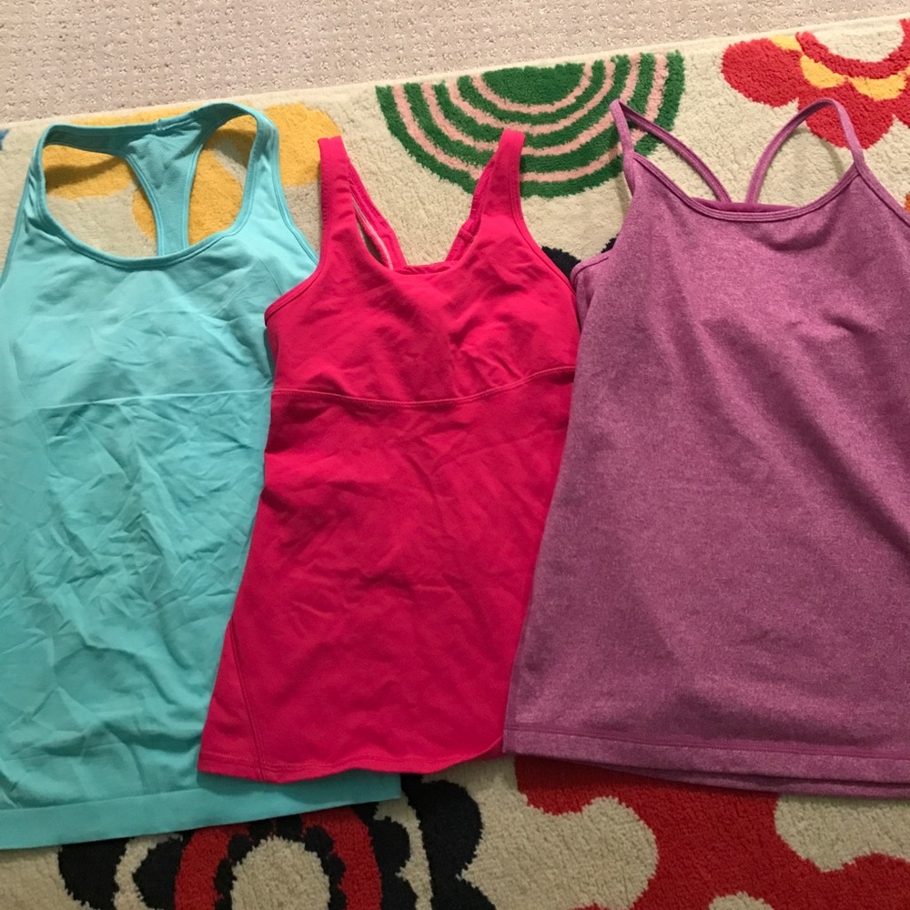 3 lululemon workout tanks